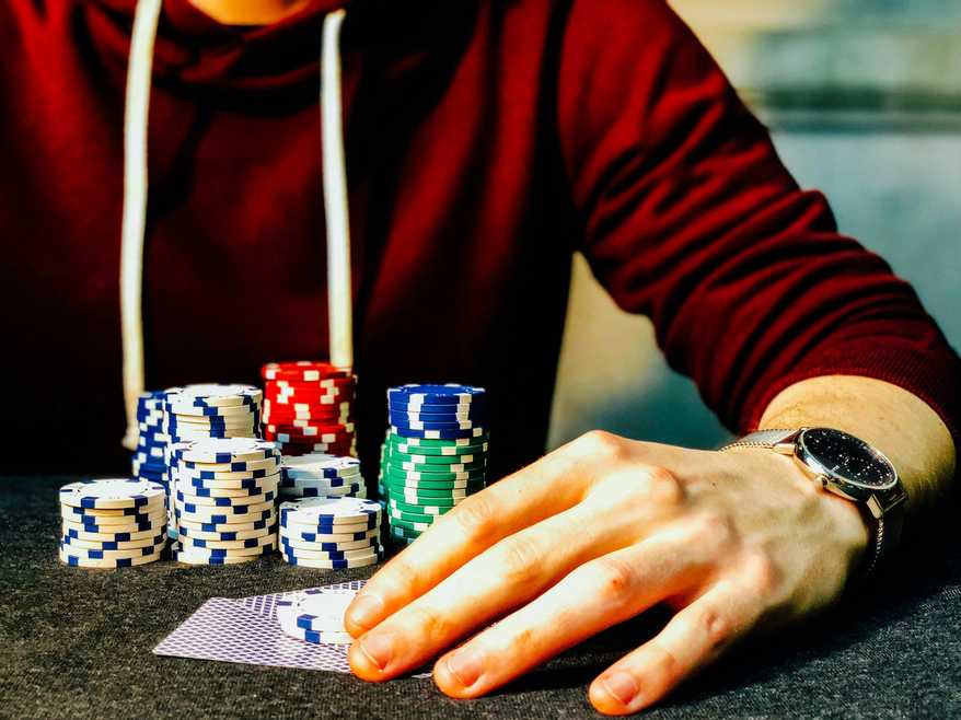 Comment Gagner au Poker au Casino Avantgarde : Stratégies et Astuces